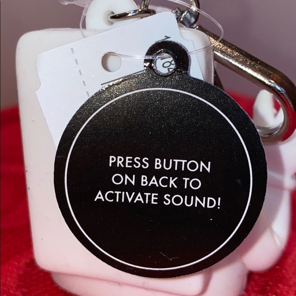 🔴RARE🔴 NOISE-MAKING ASTRONAUT
Sanitizer Holder - Picture 6 of 8